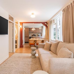 Appartement à 2 Chambres à Coucher