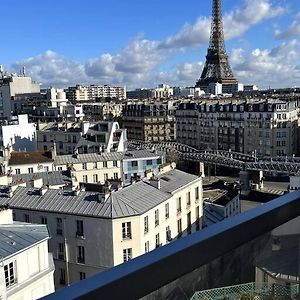 Tour Eiffel - Studio Vue Imprenable Au-Dessus Des Toits, Balcon