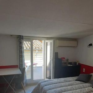 Loue chambre a 5mn de la gare et 5mn du centre ville