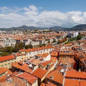 Cœur du Vieux Nice: bel appartement moderne rénové