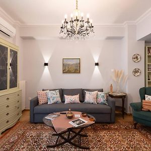 Vintage 1Br In Exarchia Timeless