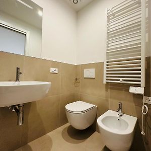 Private Bathroom King Room