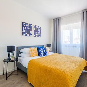 Appartement à 2 Chambres à Coucher