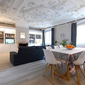Appartement à 3 Chambres à Coucher