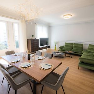 Appartement à 2 Chambres à Coucher