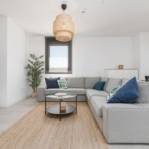 Appartement à 3 Chambres à Coucher