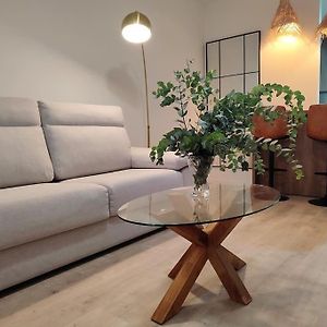 Old Town Ground Floor New Apartment, Beach, Parking