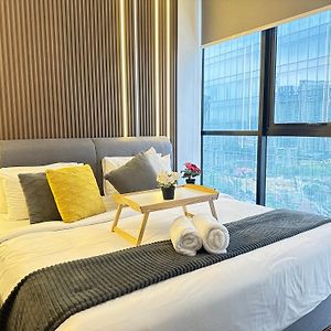 Scarletz Suites Klcc Twin Tower By One39 Kl