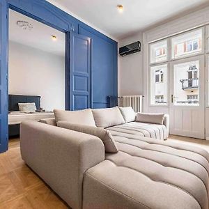 Appartement à 2 Chambres à Coucher