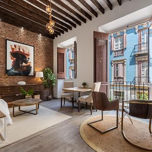 Best Location Centric Apt