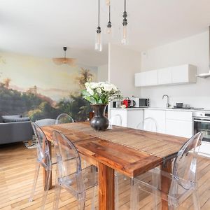 Appartement à 3 Chambres à Coucher