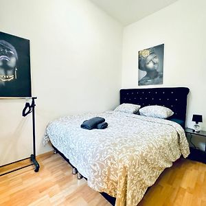 Appartement à 2 Chambres à Coucher