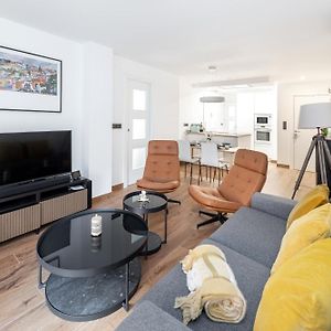 - Gongora Comfort Luxury Suites -