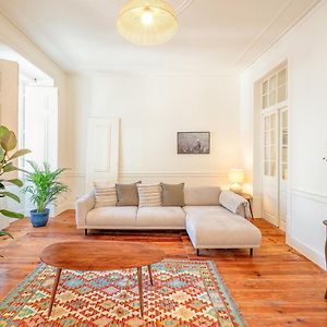 Appartement à 3 Chambres à Coucher