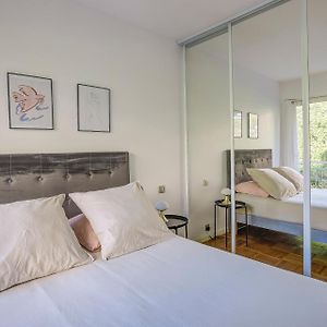Appartement à 2 Chambres à Coucher