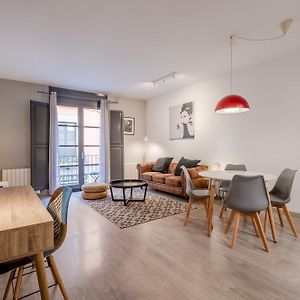 Appartement à 2 Chambres à Coucher