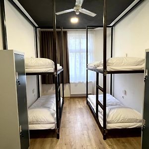 Dormitory Room Mixed