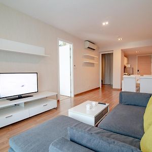 Appartement à 2 Chambres à Coucher