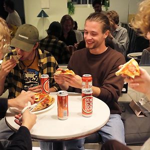 Gspot Hostels & Love Triangles Pizzeria