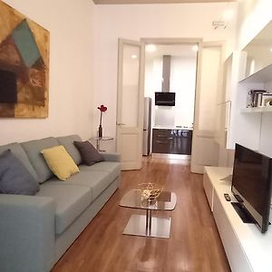 Eixample Patio Views With Amazing Terrace