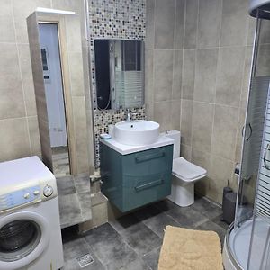 Appartement de Luxe à 2 Chambres à Coucher