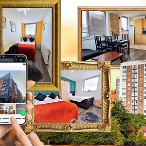 Sidemersey Livings - Central And Quiet 2-Bedroom Apartment