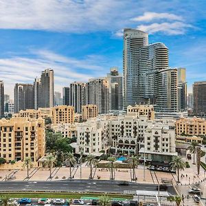 First Class 2Br With Full Dubai Downtown Skyline View