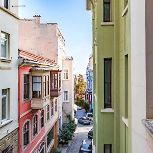 Homie Suites - Modern Apartments Nearby Istiklal Street & Galata Tower