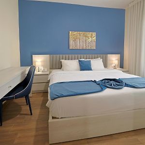 Studio Classique Lit King-Size