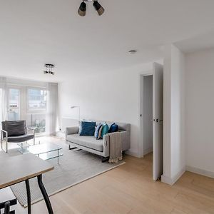 Appartement à 2 Chambres à Coucher