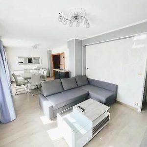 L'Amicale : 80 M², 6 Prs, 3 Ch, Centre Ville
