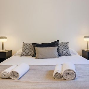 Appartement à 3 Chambres à Coucher