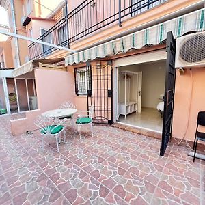 Pushe Village Granada Beiro Bussines & Culture