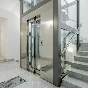 Appartement à 2 Chambres à Coucher