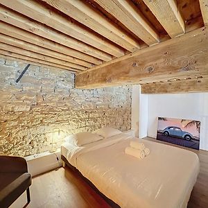Appartement à 2 Chambres à Coucher