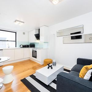 Stunning 2Bed In Soho,Steps From Piccadilly Circus