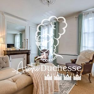 Appartement à 2 Chambres à Coucher