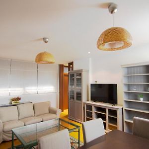 Appartement à 2 Chambres à Coucher