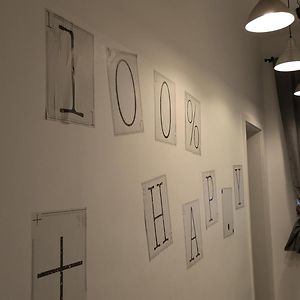 Design Place 1030