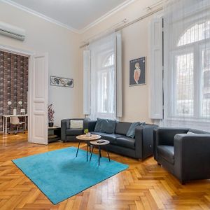 Appartement à 3 Chambres à Coucher