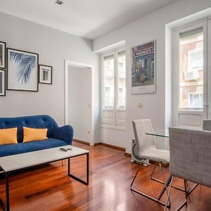Appartement à 2 Chambres à Coucher