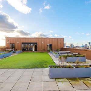 Urban Hideout With Roof Terrace
