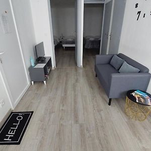 Appartement à 2 Chambres à Coucher