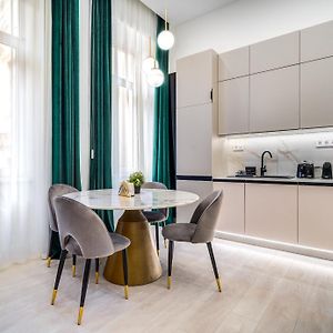 Opera Residence - D10