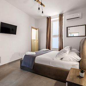 G E B Central Apartment