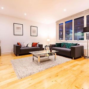 Bright & Modern One Bedroom Flat In Farringdon