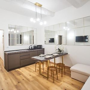 Appartement à 3 Chambres à Coucher