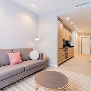 Home Art Apartments Bernabeu