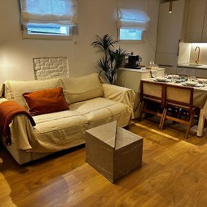 Appartement à 2 Chambres à Coucher