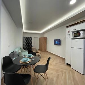 Carla Suite Home